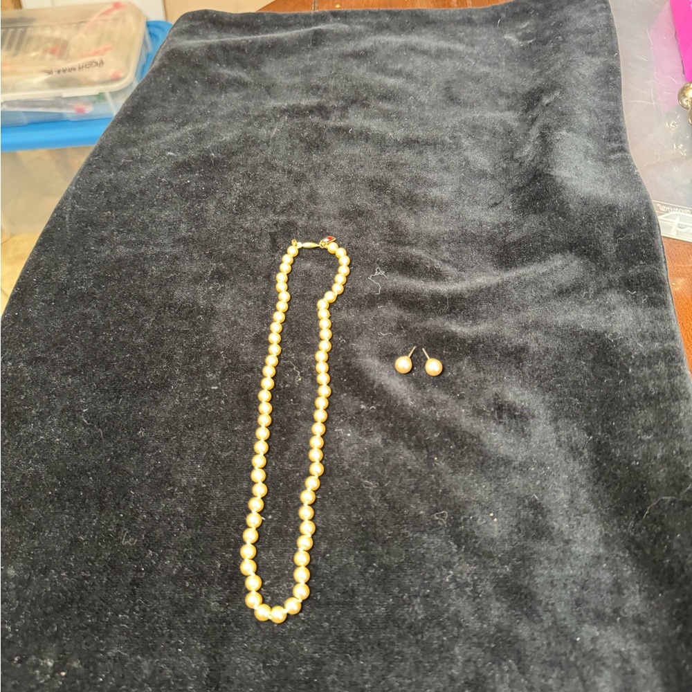 Elegant Gold Pearl Necklace and Earring Set
